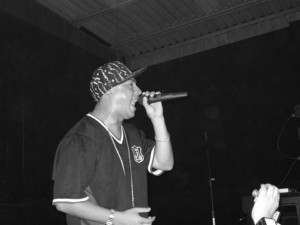 6 (Large)